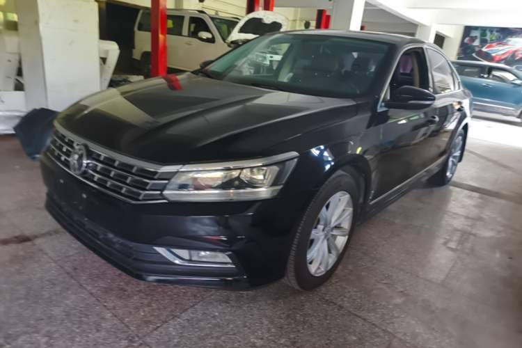 Used Volkswagen Passat 2017 330TSI DSG Luxury Edition Guazi used car, China used car export, Used car for sale, Used cars, Cheapest cars for sale
