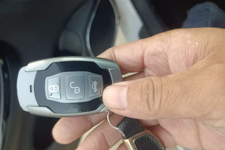 Used BYD e5 2016 300 Luxury Edition
