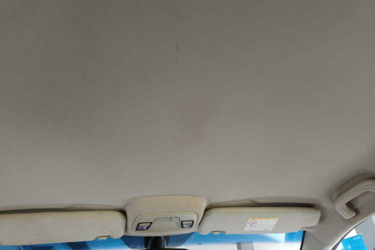 Used Geely Auto Vision 2018 1.5L Automatic Happiness Edition Headliner