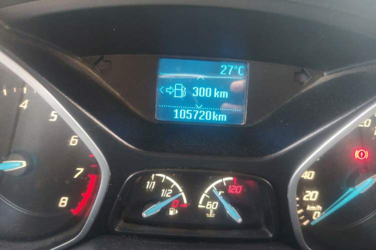 Used Ford Focus 2012 Hatchback 1.6L Manual Fashion Edition

