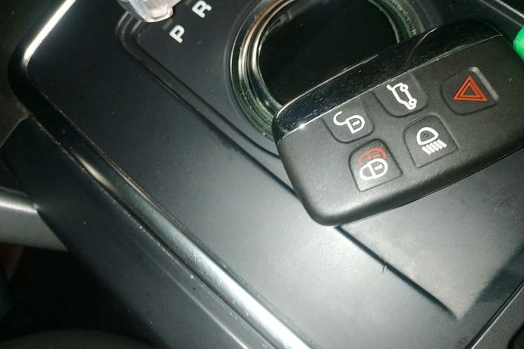 Used Land Rover Discovery Sport 2018 240 PS SE Version
