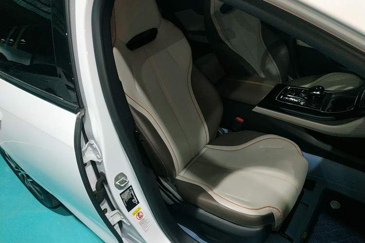 Used BYD Qin PLUS 2023 Champion Edition EV 420KM Superior Model
