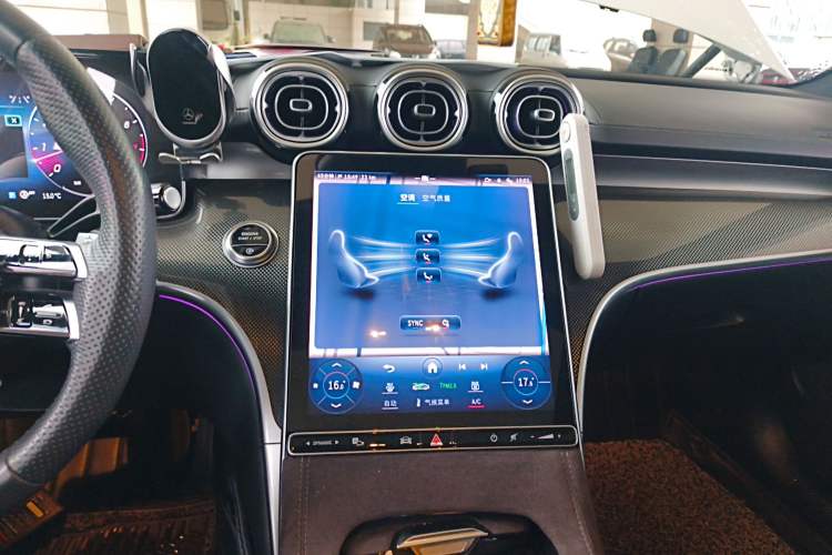 Used Mercedes-Benz C-Class 2023 C 260 L Sport Edition Audio And AC Panel