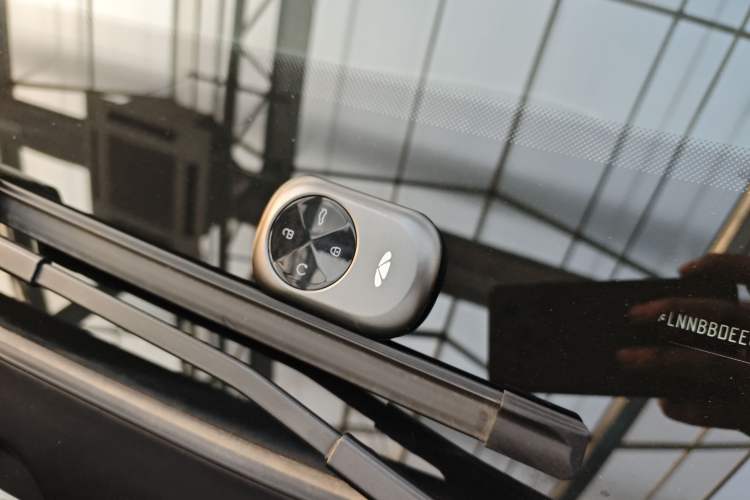 Used Chery Fengyun T8 2025 1.5T 130km Deluxe Version 5 Seats Interior 1