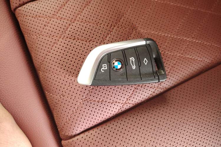 Used BMW iX3 2024 Leading Model
