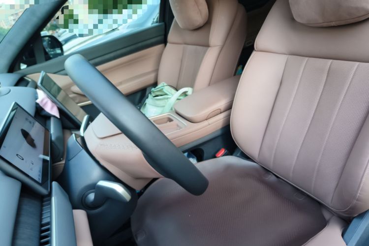 Used Nio ES8 2024 75 kWh
