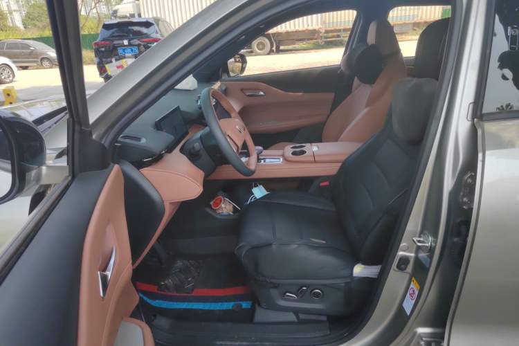 Used CHANGAN UNI-Z New Energy 2024 Blue Whale Smart Electric iDD 125km Excellence Model