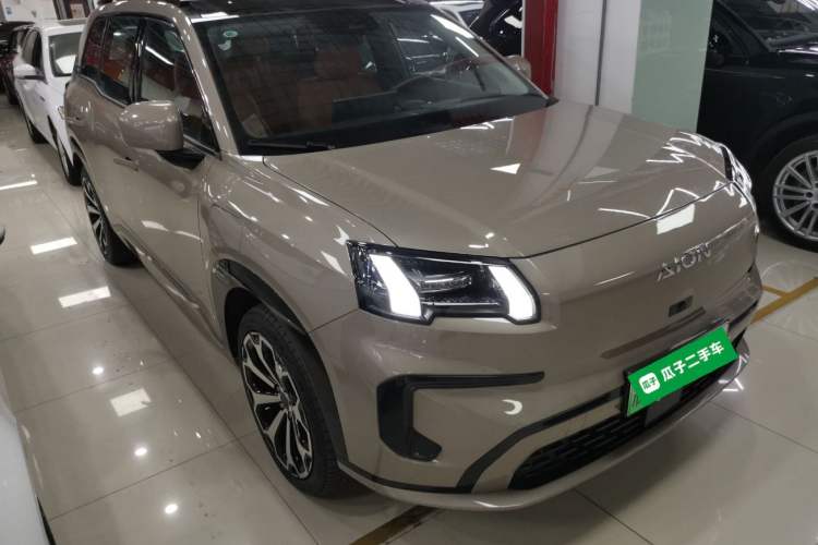 Used AION V 2024 Aion Tyrannosaurus 650 Smart Premium Edition