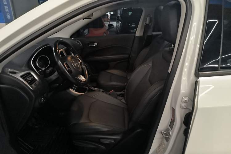 Used Jeep Compass 2017 200T Automatic Family Edition Left Front Seat