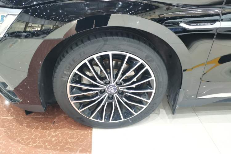 Used BYD Han 2024 DM-i Glory Edition 121KM Premium Model