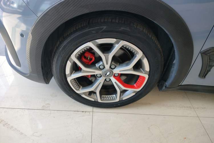 Used ORA Good Cat GT 2022 Mulan Edition 480km Long-Range续航 Left Front Wheel Hub