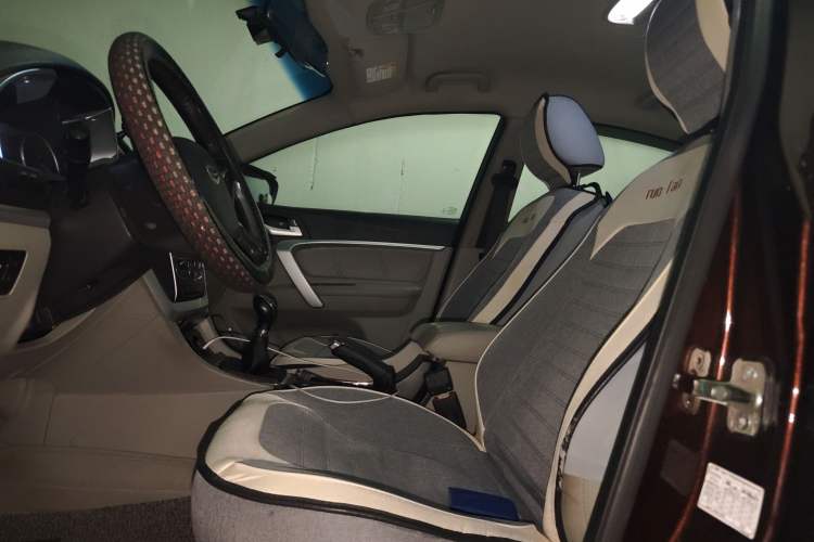 Used Geely Auto Emgrand 2016 Sedan 1.5L Manual Luxury Model