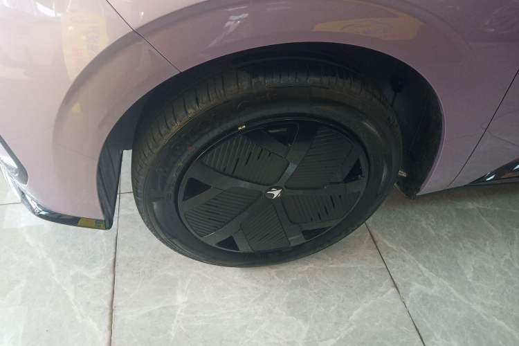 Used ARCFOX T1 2025 Model 320 PRO
