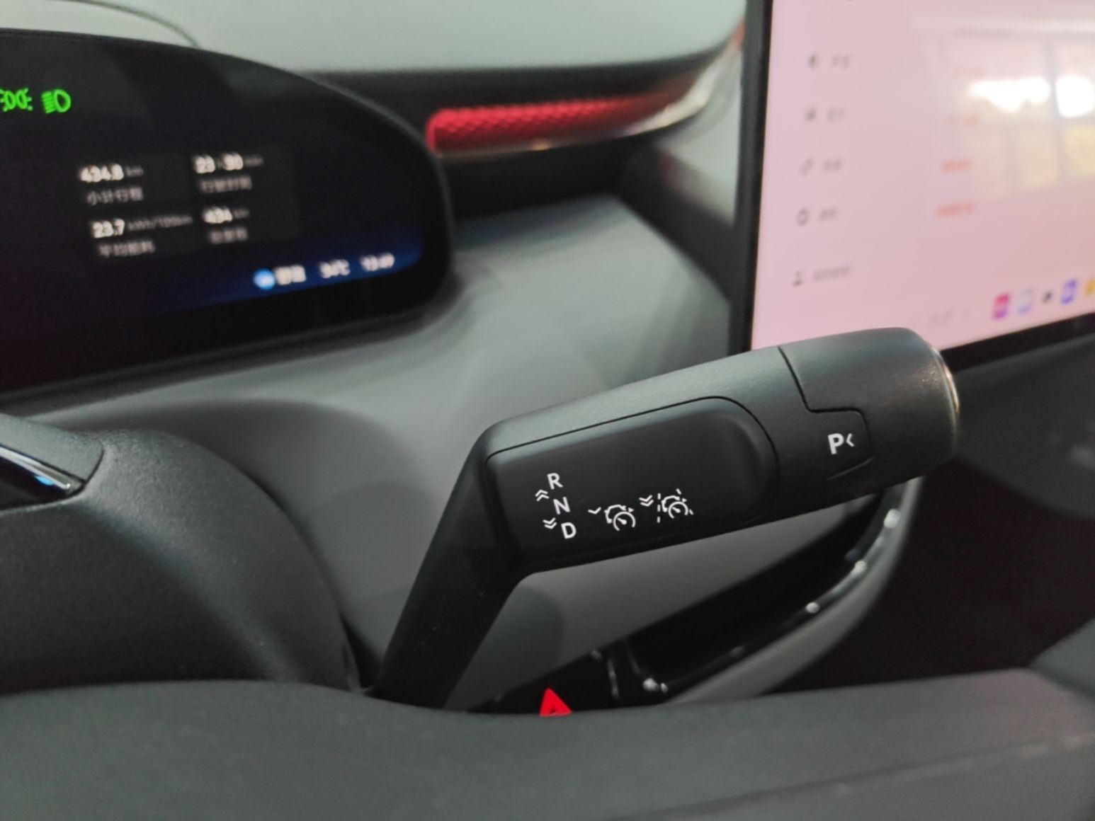 Zeekr MIX 2025 Intelligent Driving Version — снимка 16