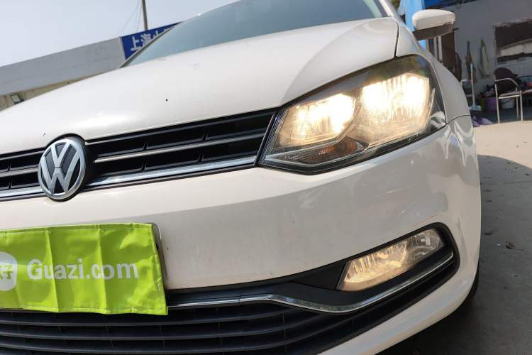 Used Volkswagen Polo 2016 1.6L Automatic Comfort Model