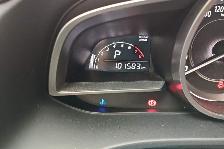 Used Mazda CX-4 2016 2.0L Automatic 2WD Blue Sky Dynamic Edition
