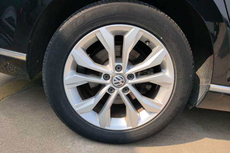 Used Volkswagen Magotan 2018 Facelift 330TSI DSG Luxury Model
