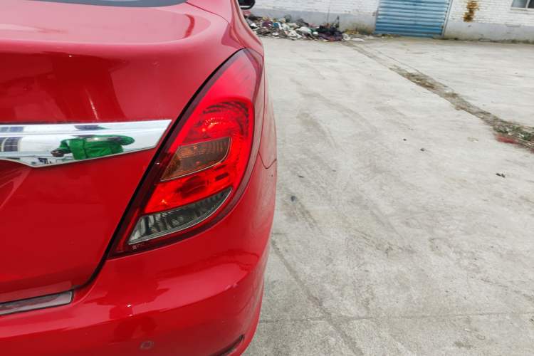 Used GAC Trumpchi GA3S Vision 2014 1.6L Manual Luxury Edition
