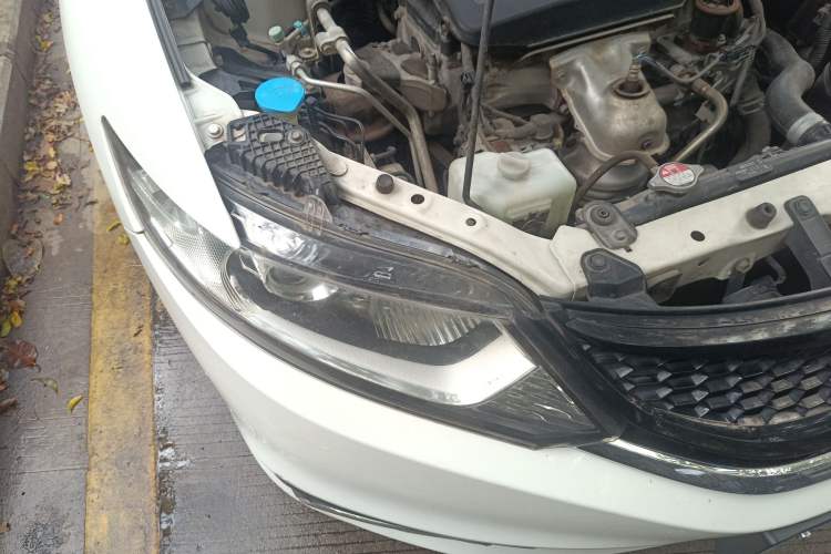 Used Honda Jade 2014 1.8L Automatic Comfort Elite Version 5 Seats