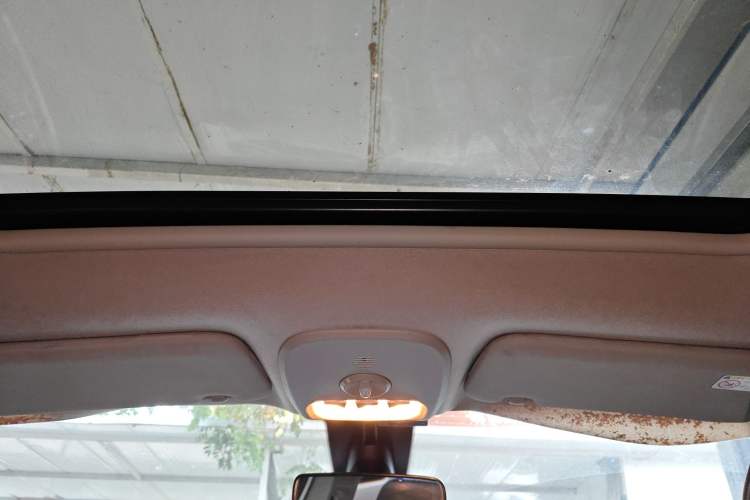 Used Peugeot 408 2013 2.0L Automatic Luxury Edition
