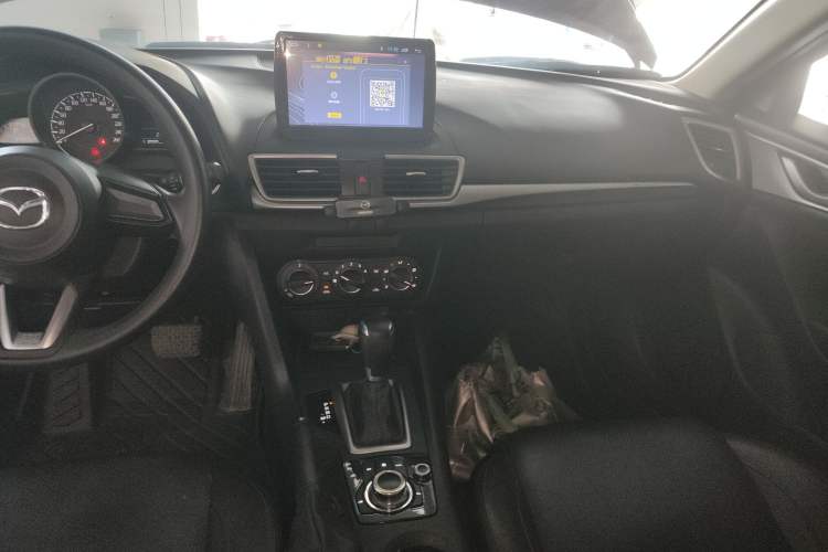 Used Mazda Mazda 3 Axela 2017 Sedan 1.5L Automatic Comfort Model Emission Standard China V
