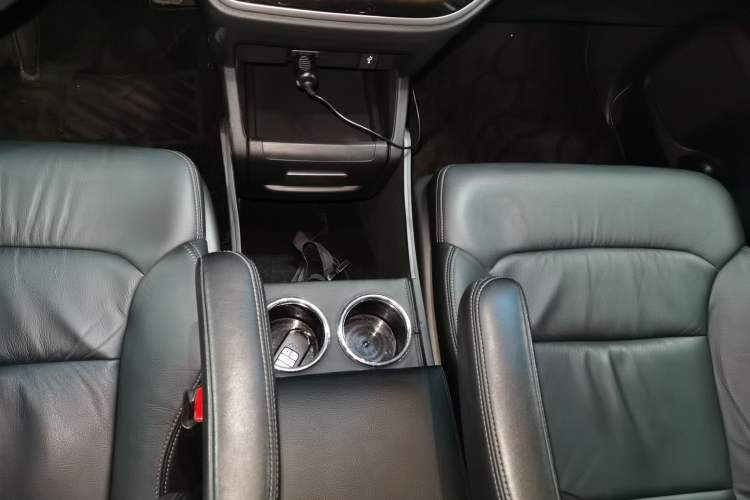 Used Honda Odyssey 2015 Revised Version 2.4L Supreme Edition
