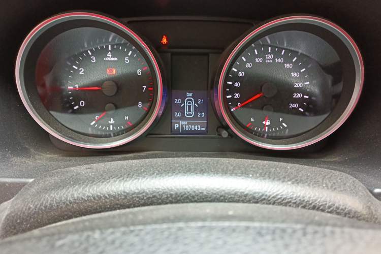 Used Haval H6 2017 Restyled Red-Label Sport Version 1.5T Automatic Two-Wheel Drive Luxury Trim Odometer Close Up