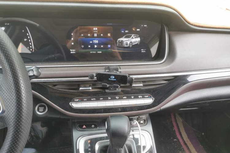 Used GAC Trumpchi M6 2021 PRO 270T DCT Luxury Edition
