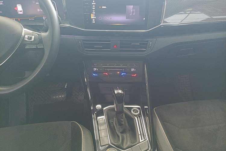 Used Volkswagen Tayron 2020 380TSI Four-Wheel Drive Luxury Connect Pro Edition Gear Lever