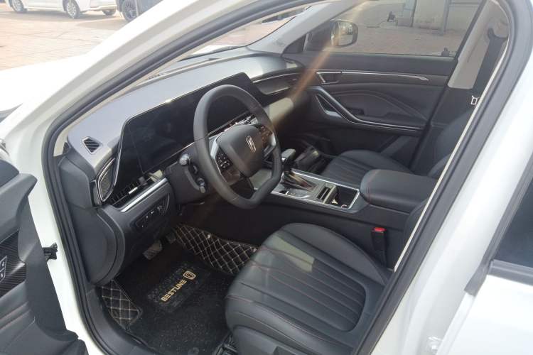 Used Bestune T55 2023 1.5T Automatic Leap Model
