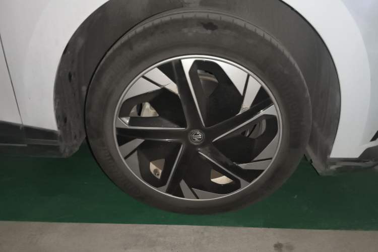 Used MG 4 EV 2022 425 km Luxury Edition