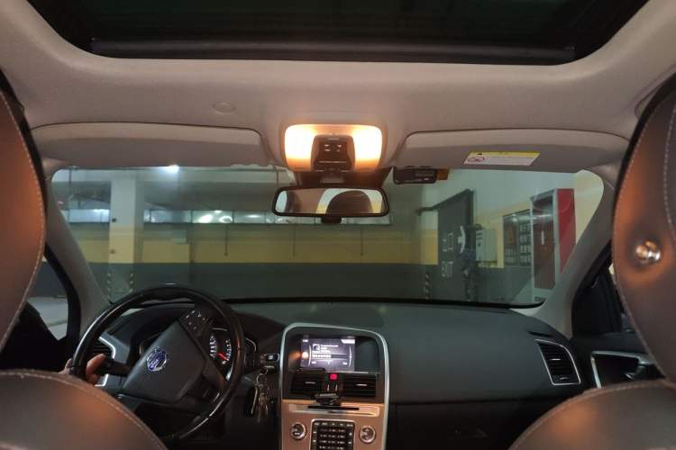 Used Volvo XC60 2017 T5 Smart Upgrade Edition
