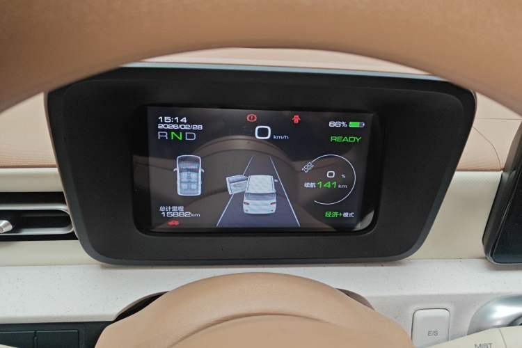 Used Wuling Hongguang MINIEV 2024 3rd Generation 215km Advanced Version
