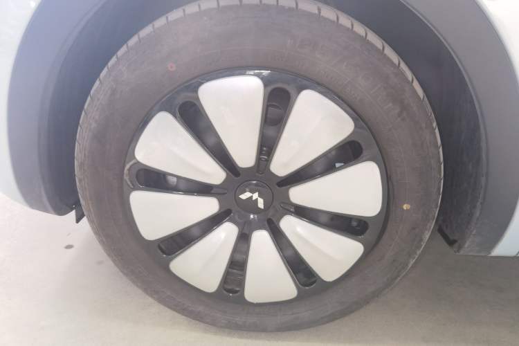Used Wuling Bingo 2025 410 km Lingxi Deluxe Edition Exterior 4