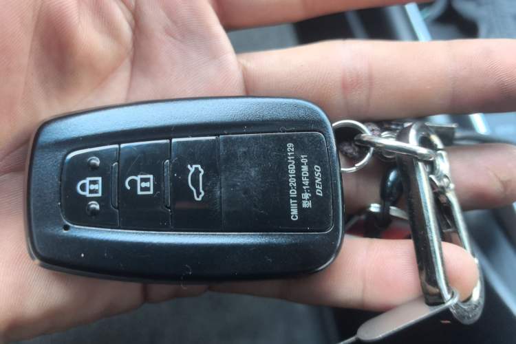 Used Toyota Camry 2021 Dual-Motor 2.5HG Luxury Edition Vehicle Key