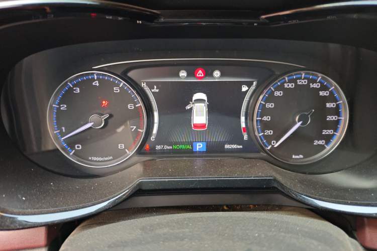 Used GAC Trumpchi GS8 2017 320T Two-Wheel Drive Luxury Edition (7 Seats)
