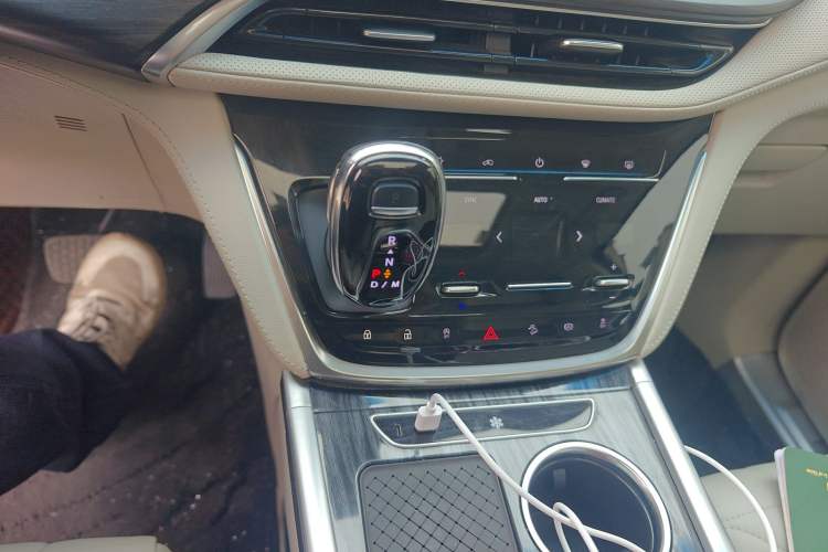 Used Buick GL8 2022 ES Landtrek 653T Comfort Edition
