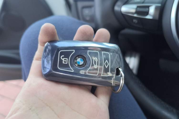 Used BMW 3 Series 2019 320i M Sport Package
