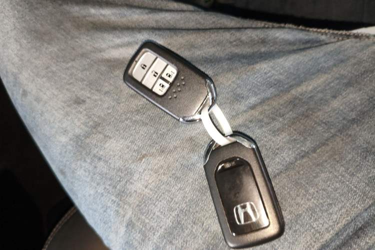 Used Honda Elysion 2016 2.4L Supreme Edition Interior 1