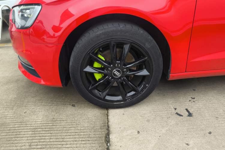 Used Audi A3 2014 Sportback 35 TFSI Automatic Comfort Model Exterior 4