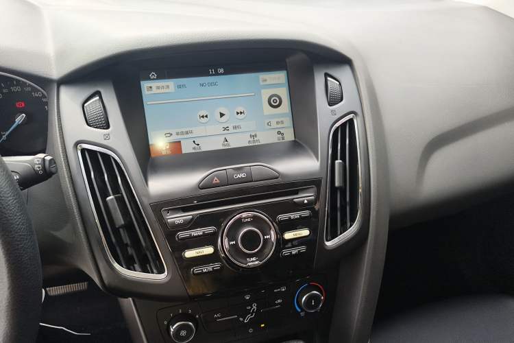 Used Ford Focus 2017 Hatchback 1.6L Automatic Comfort Plus SmartDrive Edition
