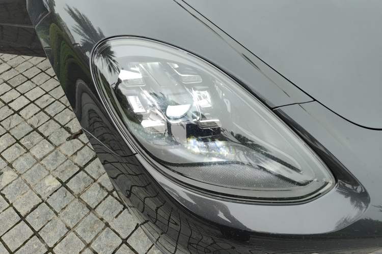 Used Porsche Panamera 2017 Panamera 4 E-Hybrid Executive Long Wheelbase 2.9T Right Front Headlight