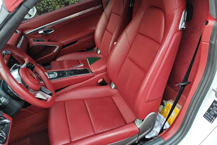 Used Porsche 718 2022 Boxster 2.0T Left Rear Seat