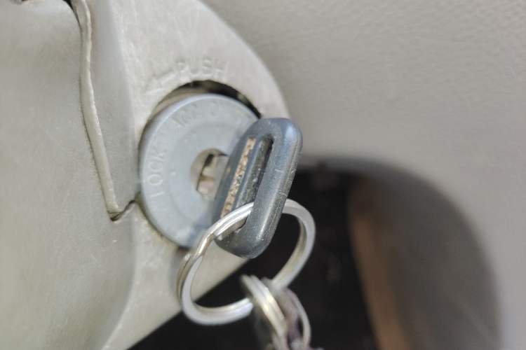 Used FAW Xiali N5 2013 1.3L Manual Standard Edition