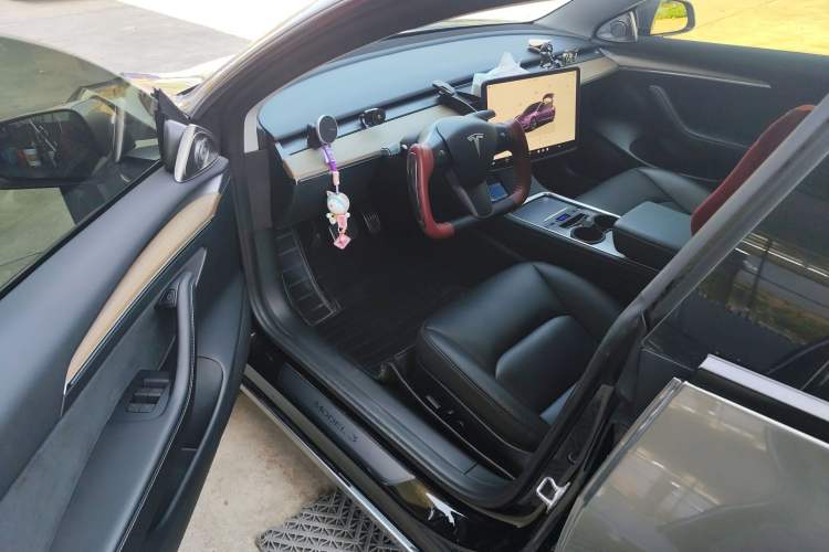 Used Tesla Model 3 2022 Rear-Wheel-Drive Version
