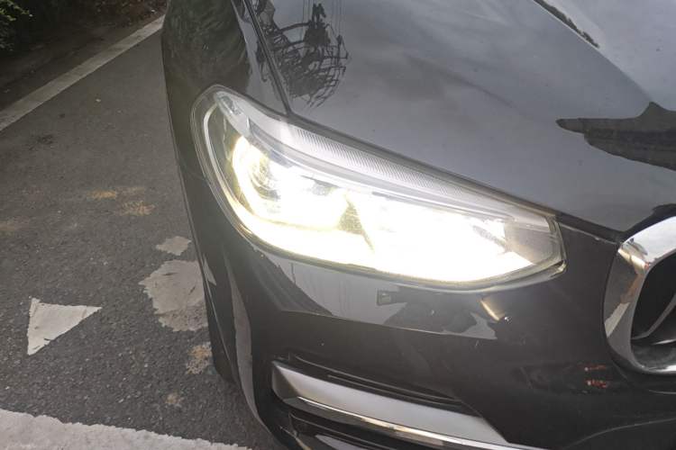 Used BMW X3 2020 xDrive25i Luxury Package Right Front Headlight