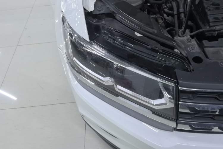 Used Volkswagen Tharu 2021 280TSI Two-Wheel Drive Comfort Edition Right Front Headlight