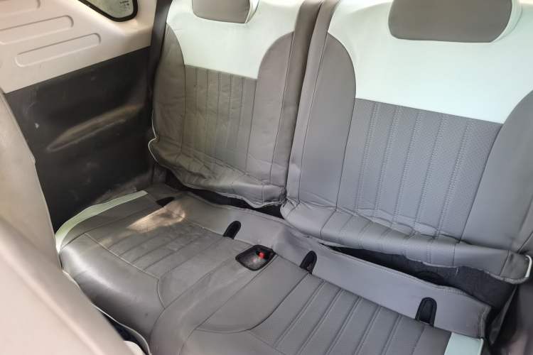 Used Geely Galaxy Panda 2023 Panda Mini 200km Endurance Bear
