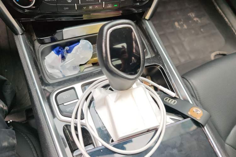 Used Geely Auto Emgrand GT 2016 2.4L Comfort Version Gear Lever