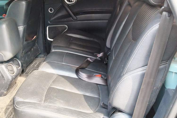 Used Luxgen Great 7 SUV 2013 Limited-Edition Sharp Edition 2.2T All-Wheel-Drive Prestige Model